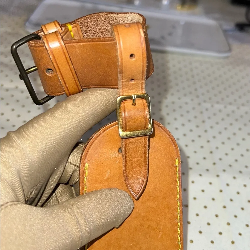 Louis Vuitton leather luggage tag - Picture 2 of 4